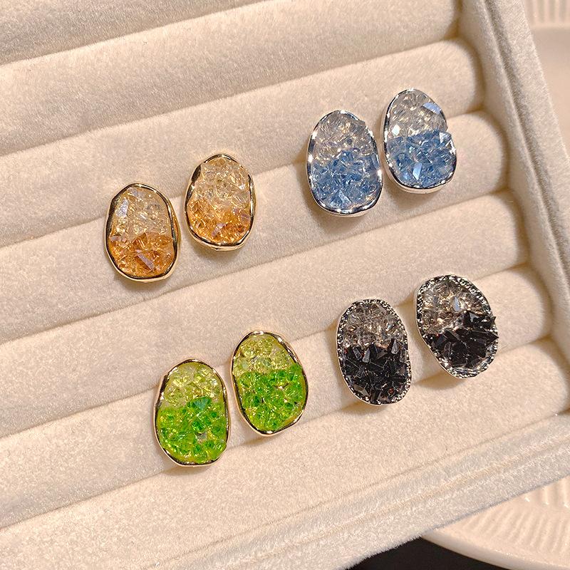 Блестящие серьги-пусеты с градиентными кристаллами для женщин, очаровательные серьги-гвоздики неправильной формы в сладких конфетных тонах, сказочные модные серьги-подвески для вечеринки, циркон