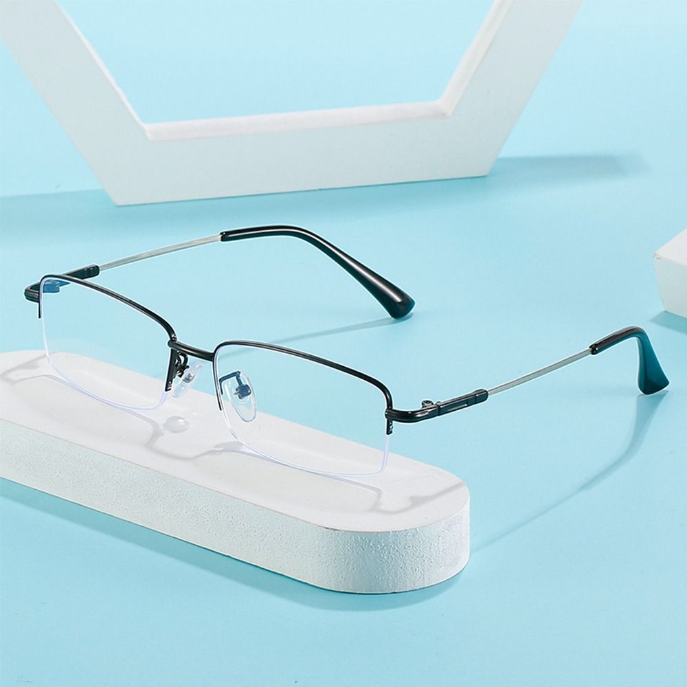 New Fashion Square Frame Ultra Light Myopia Glasses Eyeglasses Blue Light Blocking Vision Care