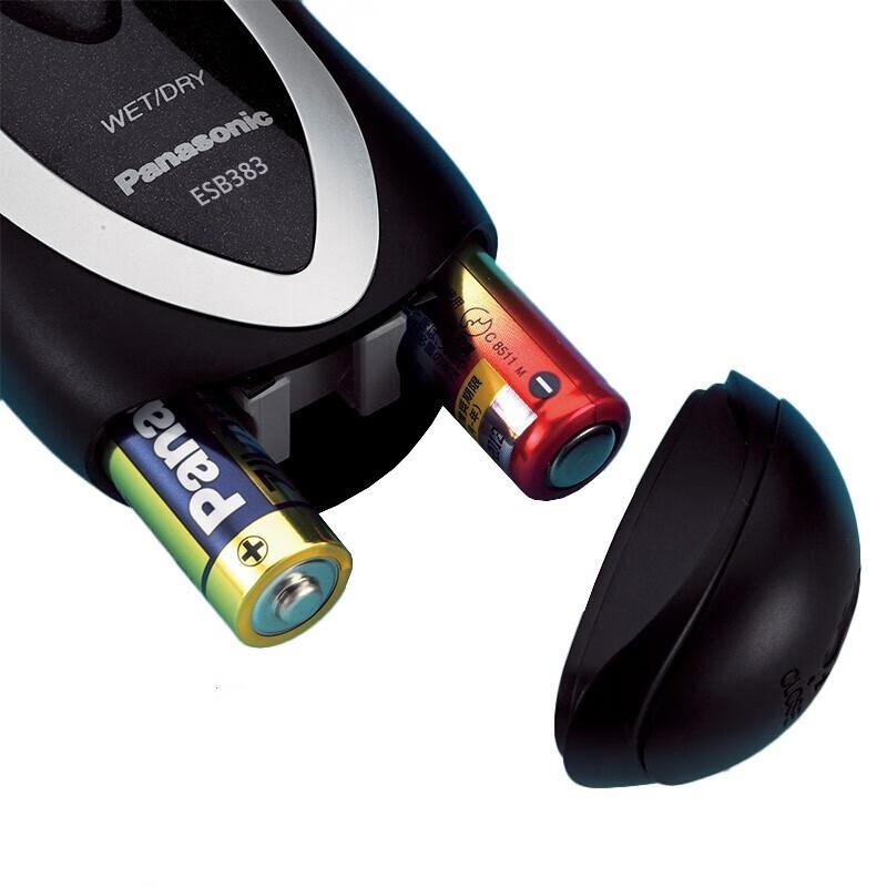 Panasonic Портативная бритва для сухого/влажного бритья ESB383-S