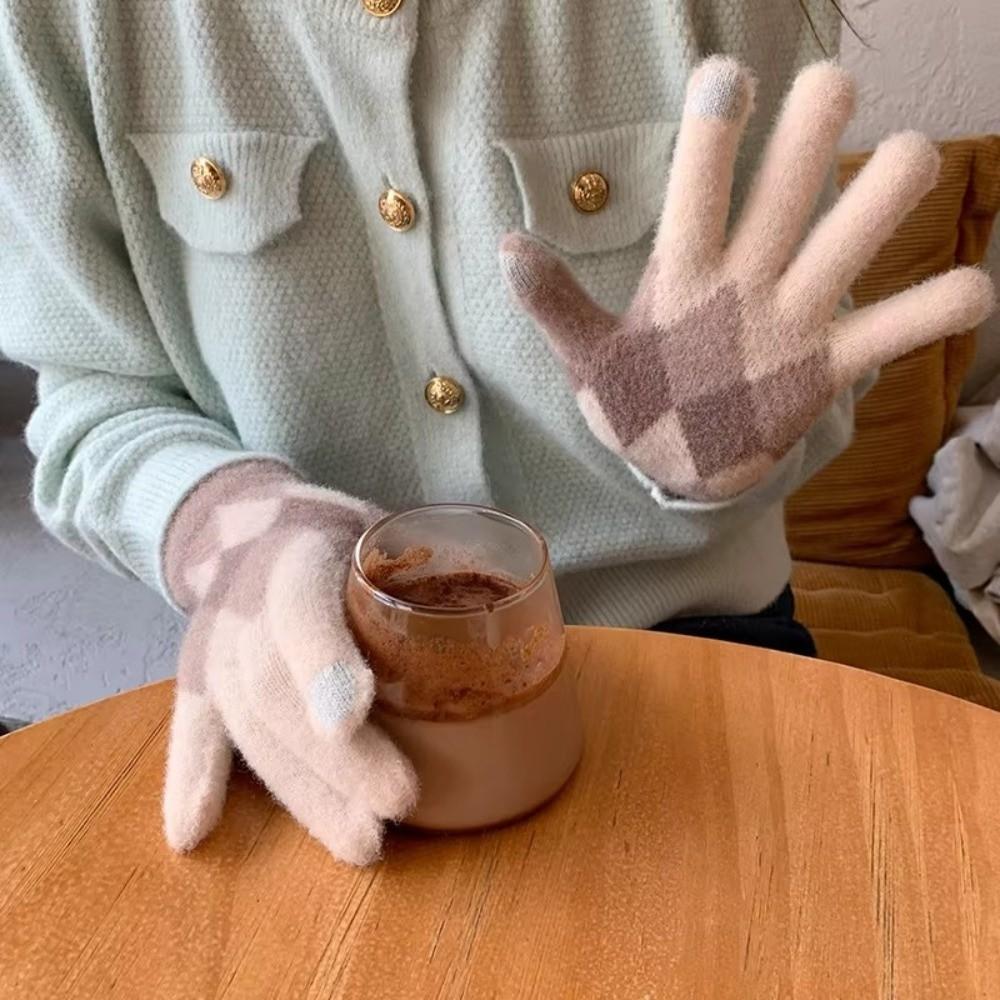 Touch Screen Knitted Glove Windproof Women Glove Fashion Winter Cycling Glove  Female