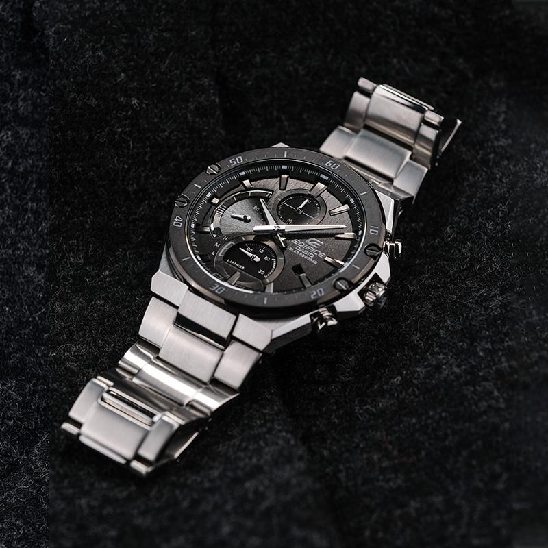 Casio EDIFICE Artificial Sapphire Mirror Solar Men's Waterproof Watch Solar Quartz Movement Stainless Steel Strap Japanese and EFS-S560YDB-1APRD