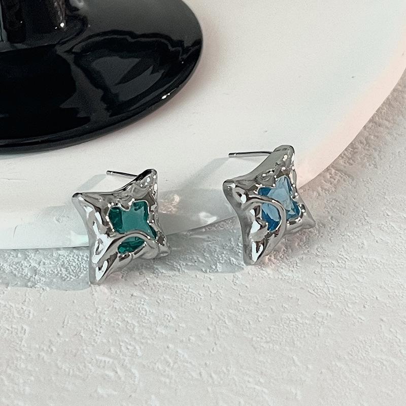 Серьги-пусеты Xingshou с цирконом, нишевый дизайн, серьги высокого класса, милый прохладный стиль, серьги-звездочки, французские серьги женские