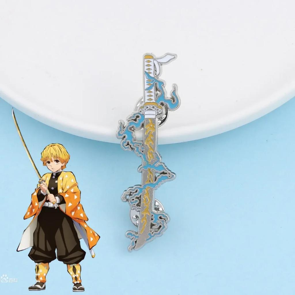 Значки-мечи Истребителя демонов Kimetsu No Yaiba Металлическая катана Аниме аксессуары Значок Броши Шинобу Эмалевый пин на рюкзак подарок Тандзиро