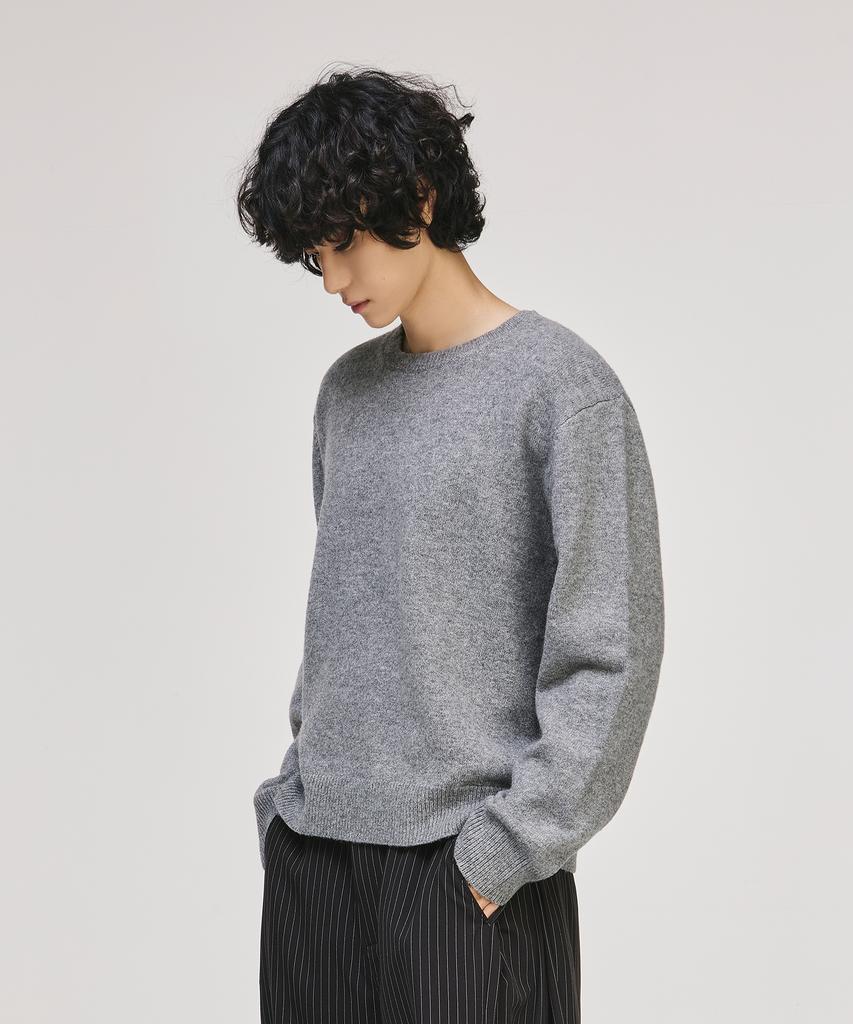 SIGNATURE Blend Shade Round Neck Knit [Gray]