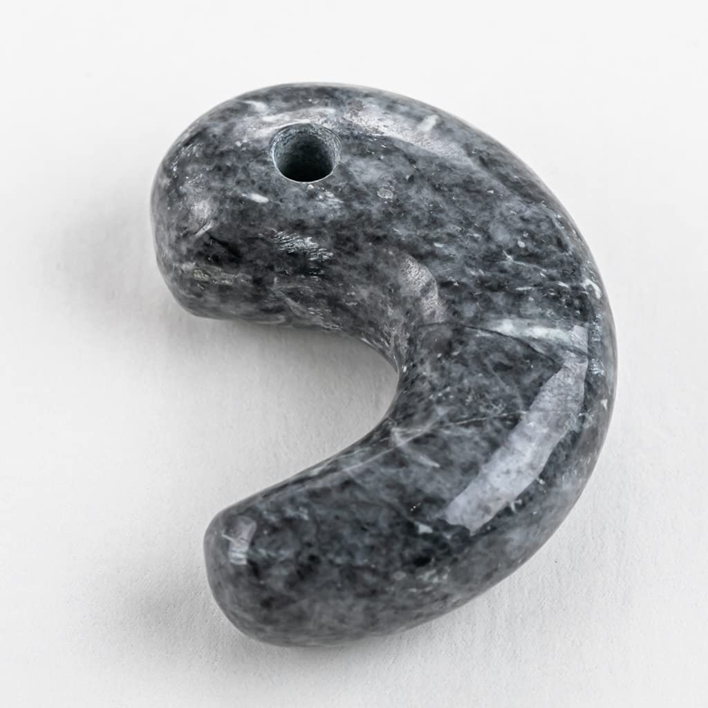 Итоигава Натуральный Нефрит Японский Национальный Дзёмон Камень Силы Мастерская по Нефриту Специальный Качество Гарантировано Дерево Павловнии MT0817 Магатама, Черный, Камень,