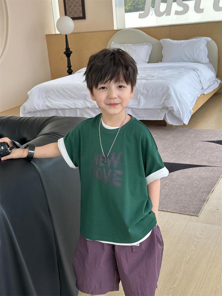 Летние футболки для мальчиков в корейском стиле 2025: Модные, удобные детские топы с коротким рукавом и принтом