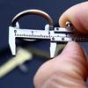 Мини маленький удобный штангенциркуль брелок подвеска измерительный инструмент сплав цинка брелок портативный инструмент
