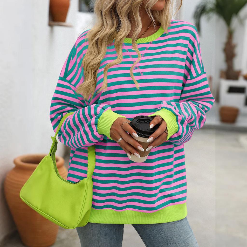 Женский цветной полосатый свитшот свободного кроя с круглым вырезом