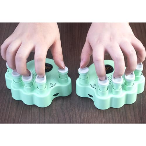 Solo Professional Finger Trainer SP-145 Upgraded Version, Vanilla Green, Piano Finger Shape Trainer, Practice Tool for Kids and Beginners