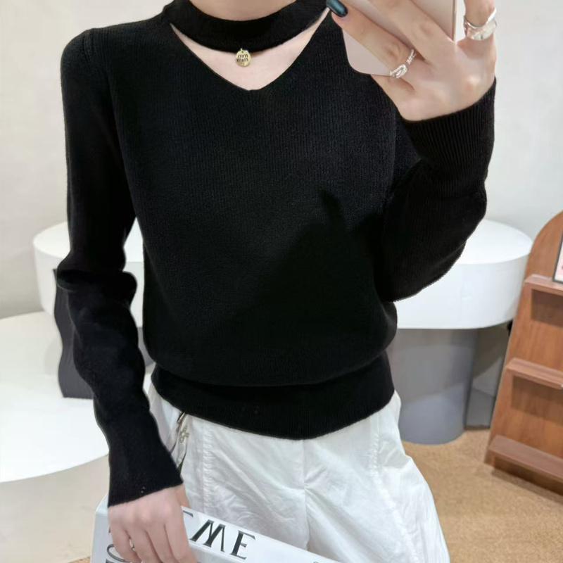 26 Spring style hanging neck V-neck slimming knitted fashionable sweater versatile knitted sweater for women