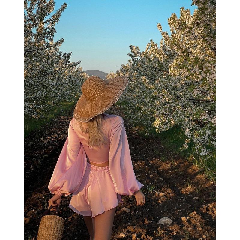 Новый женский комплект из французского топа и шорт на шнуровке с длинными рукавами