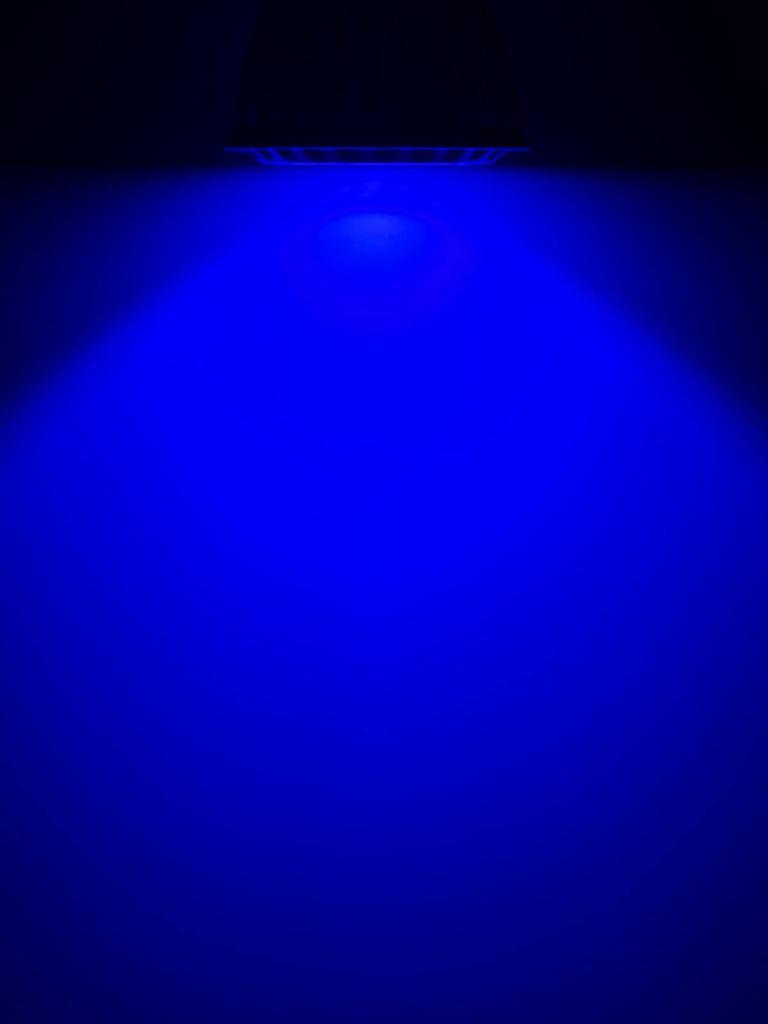 Lighting Master Оснащен светодиодом COB, который усиливает яркость кораллов, обеспечивает флуоресцентное ночное освещение для морских рыб, сертифицированное PSE BRS C-05