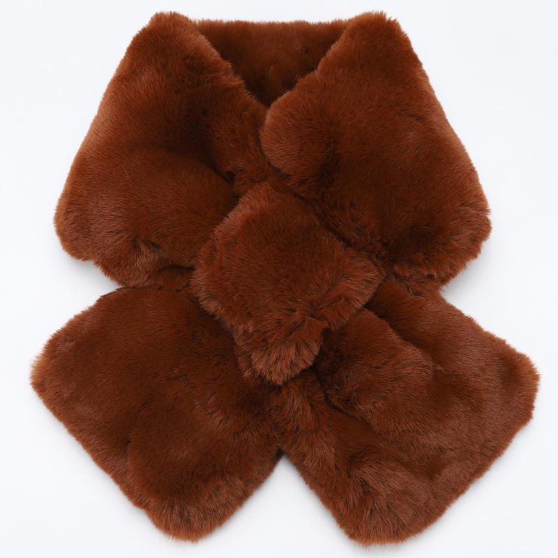 Plush Red Winter Scarf for Women—Ideal Gift for Mothers and Grandmas To Keep Warm