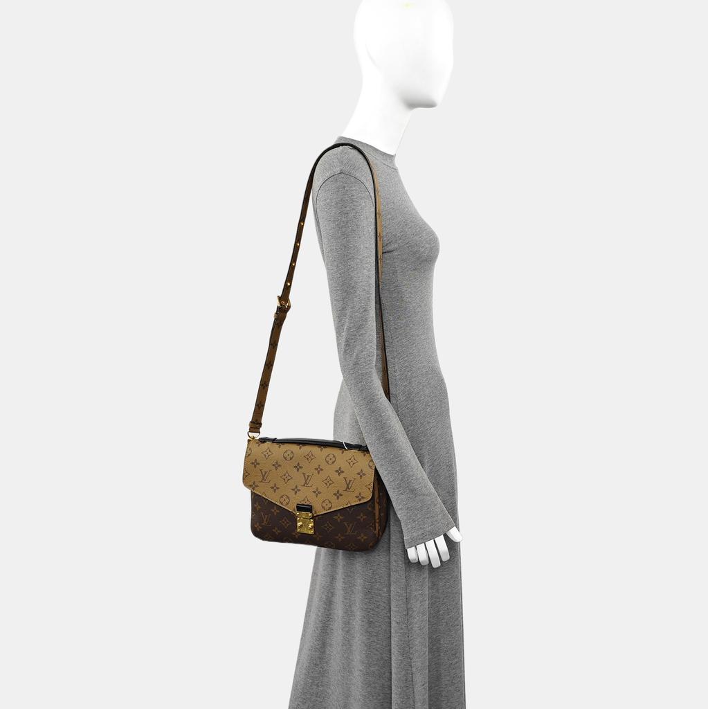 [Pre-Owned] Louis Vuitton Pochette Metis 'Brown Monogram Reverse Canvas' - Very Good #1UBDVG7