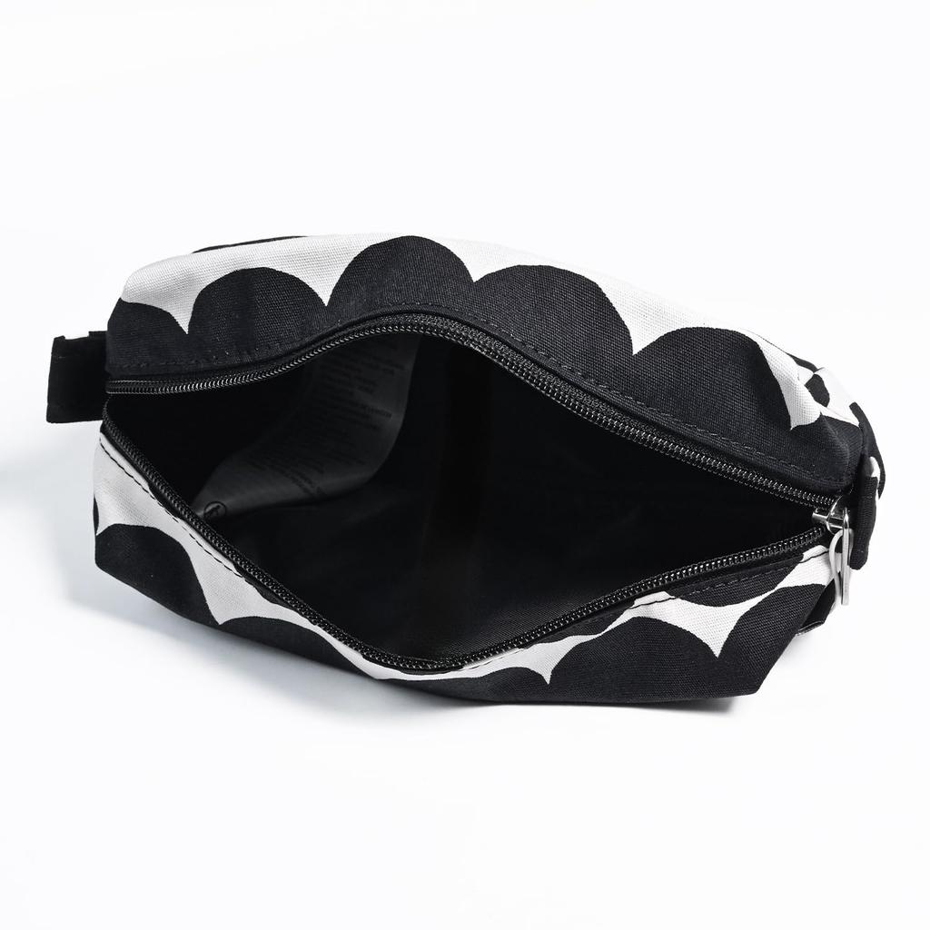 Marimekko Tiise Mini Unikko cosmetic bag in white and black (Russie Mat) (047245-190), a cute, Nordic design. [Parallel Import]