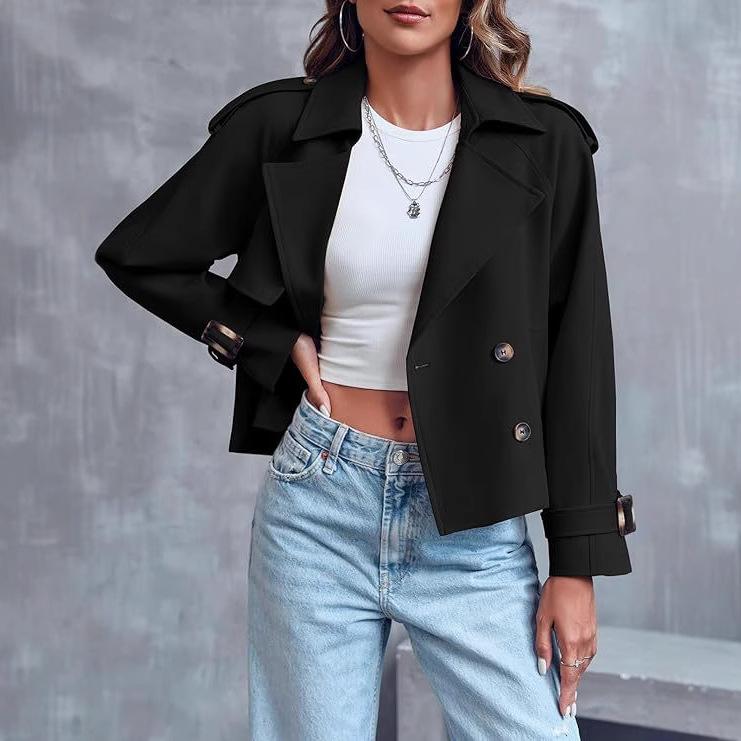 Женский короткий тренч цвета хаки с погонами