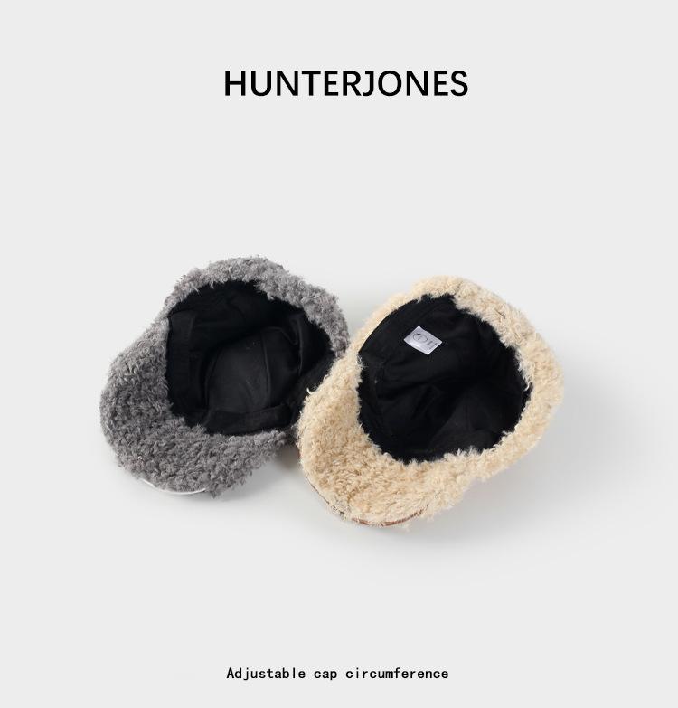 Sherpa Fleece 3D Wolf Head Hat with Rivet Chain Decor, Gothic Punk Cosplay Hat for Halloween Party, Multi‑Colors Available