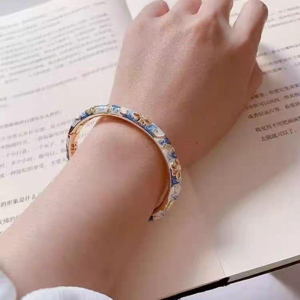 Браслет-открытие со стразами и эмалью Цветочный металлический браслет на руку Китайский браслет-перегородчатая эмаль Чонсам