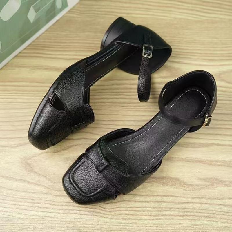 For Niche and Light Luxury Women's Shoes and Sandals, Wear Loose-heeled Shoes On Top