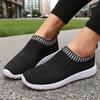 Women's Ultra Light Walking Shoes Fashion Fly Woven Mesh Breathable Sneakers Outdoor Casual Fashionable Soft Women's Flat Shoes