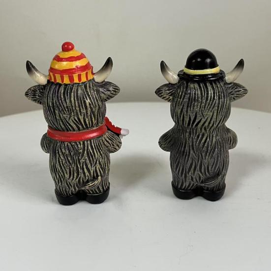 Хэллоуинская фигурка горной коровы из смолы, украшение, символ шотландской культуры, ручная работа, статуэтка коровы с тыквой и кленовым листом