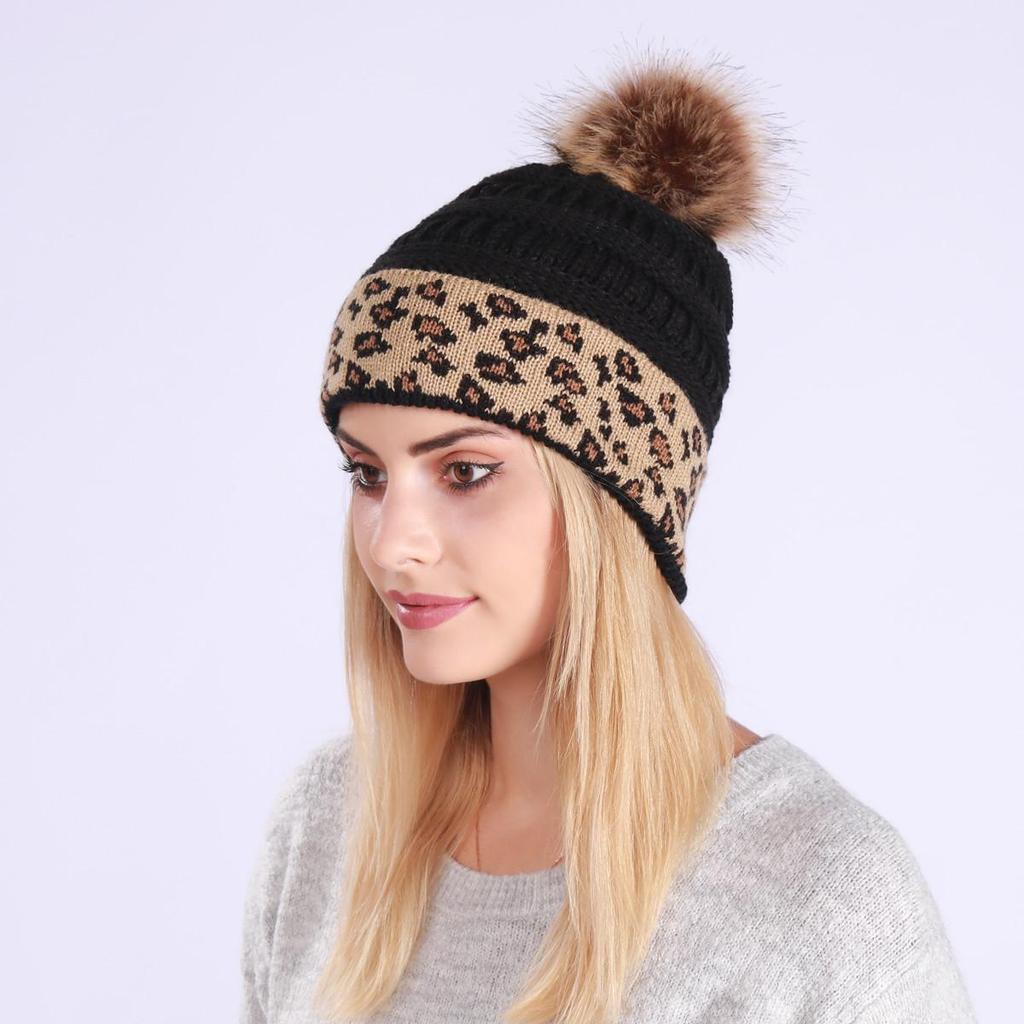 Осенне-зимняя женская утепленная вязаная шерстяная шапка с леопардовым ворсом