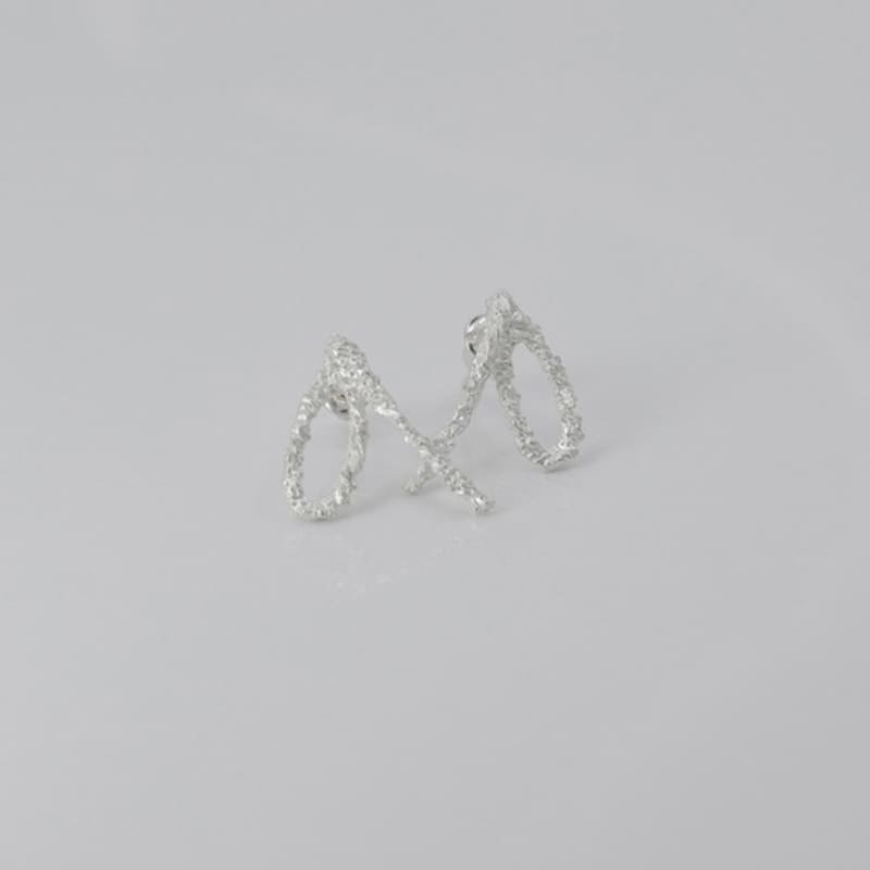 Серьга Mouvebament Pure Ribbon_Серебро 925
