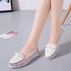 Женская обувь 2025 Новая летняя дышащая однотонная вулканизированная обувь с цветочной вышивкой и бантом, лоферы, нескользящие кроссовки с цветами