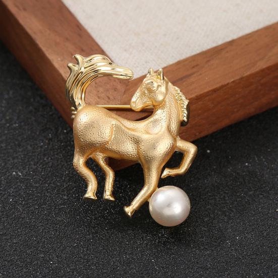Brooch Pin Horse Design Enamel Pin with Imitation Crystals Enamel Faux Pearls Fairy Tale Brooch Artistic Accessories
