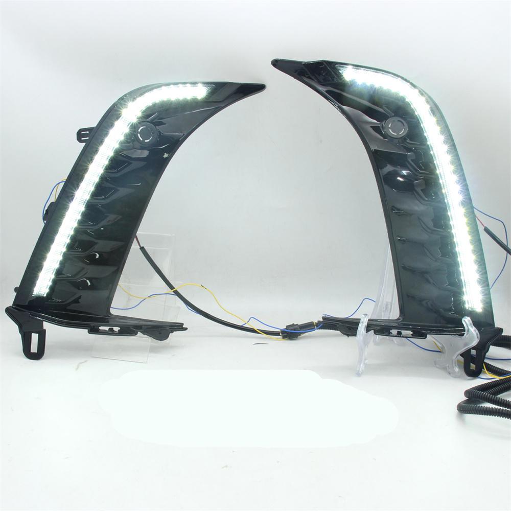 Дневной ходовой огонь Противотуманная фара с указателем поворота Для Toyota Camry SE XSE 2025