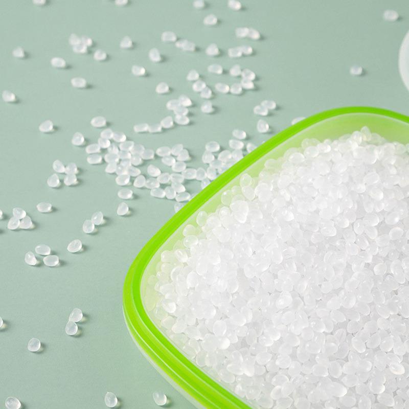 Portable Baby Wipes Dispenser Reusable Holder Heart Shaped Lid Compact Large Capacity Tissue Box Cover Modern Style Boxes