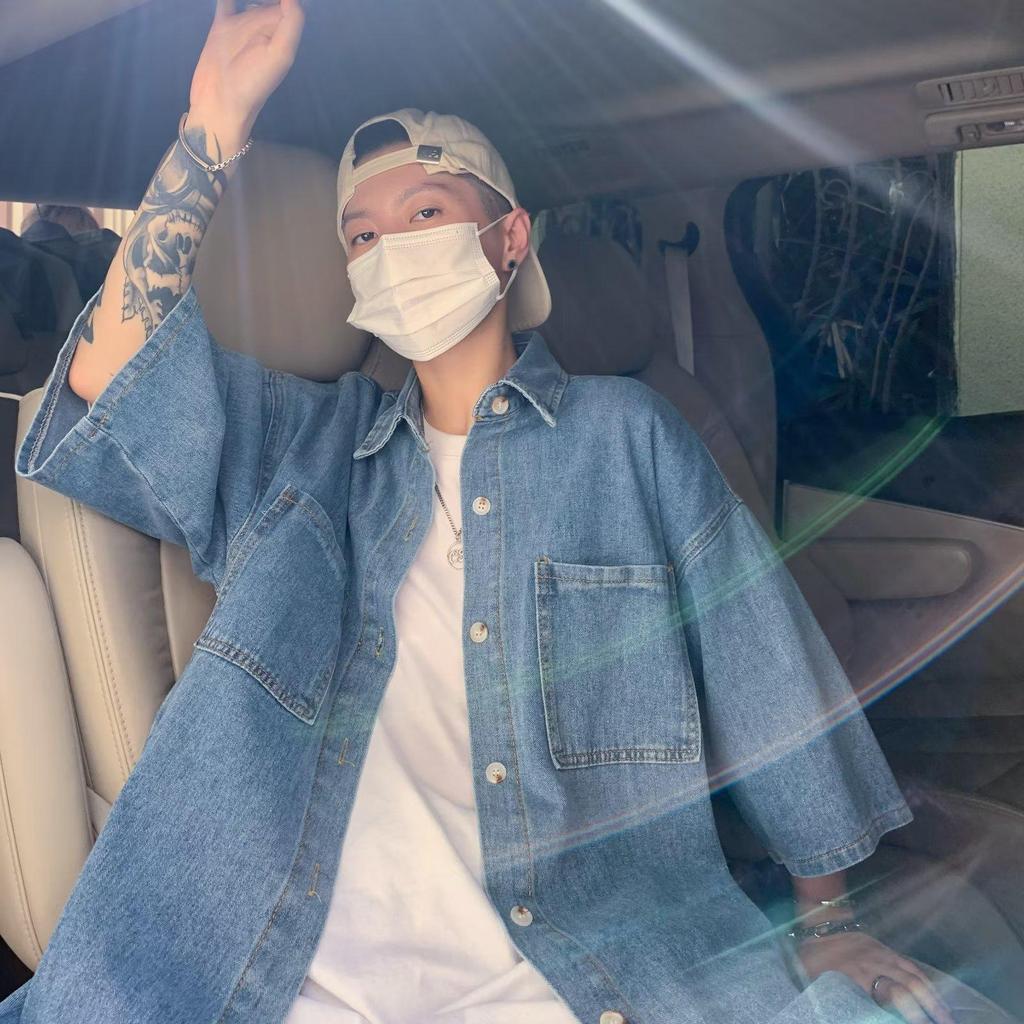 Men's Japanese-Style Distressed Denim Short-Sleeve Shirt with Double Pockets