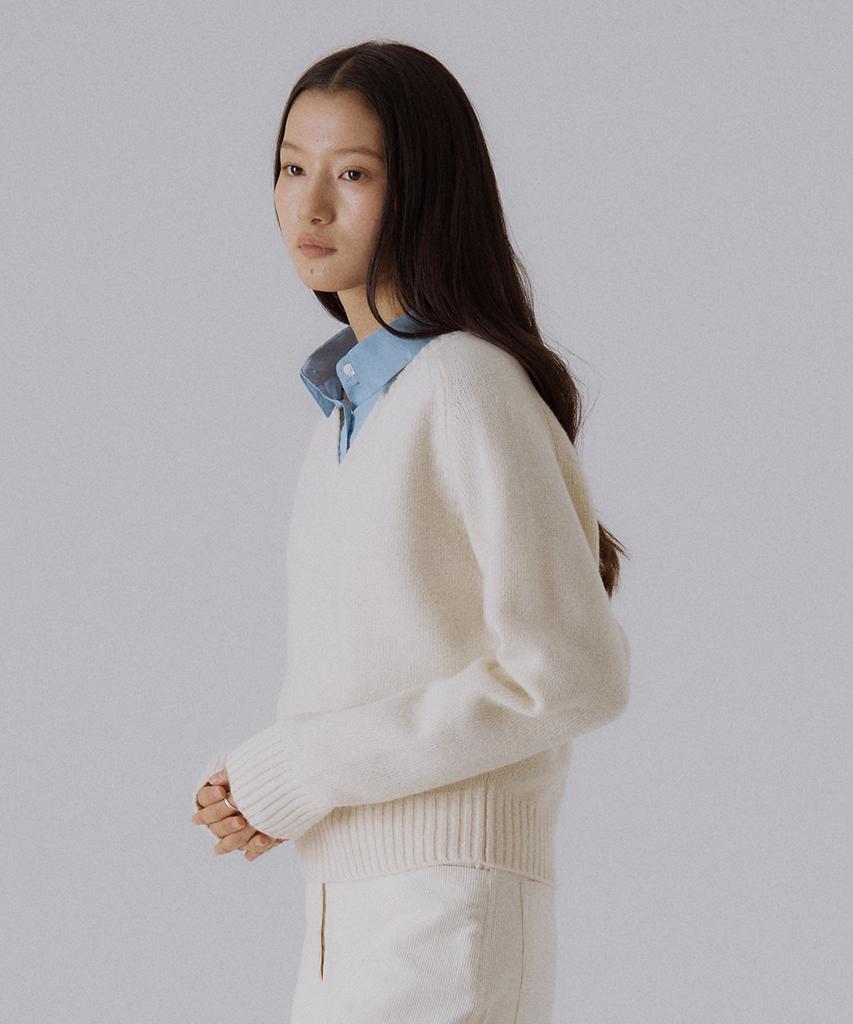 SILN Terra V-Neck Pullover Knit (Ivory)