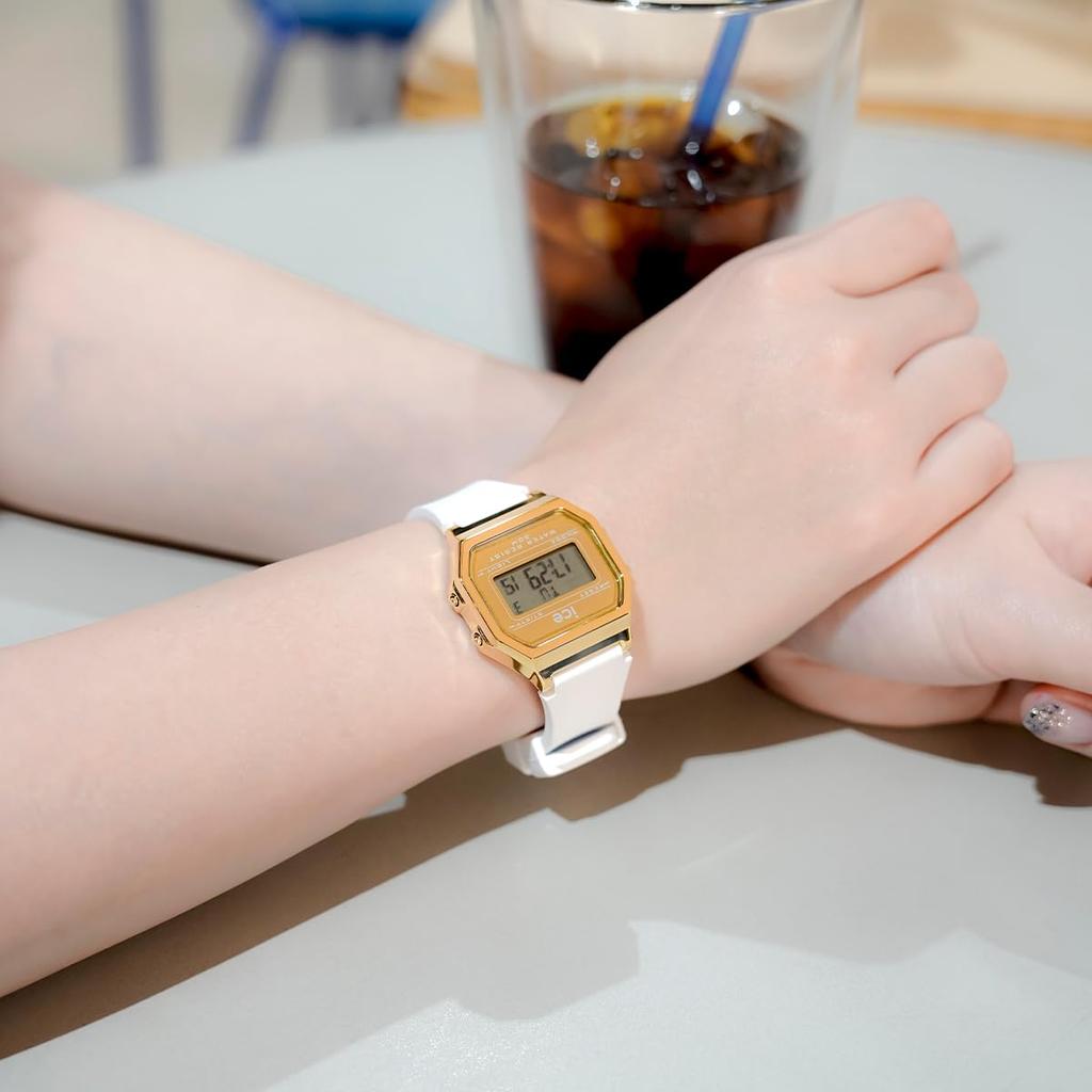 Authorized Distributor Ice Watch Watch 022733 ICE Digit Retro Metal Gold Mirror White Small 32mm Digital [Ice-watch] Men's Women's