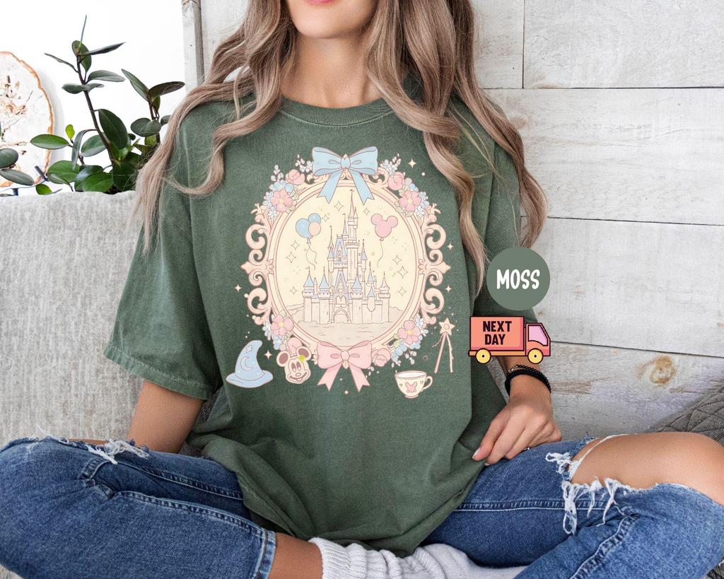 2026 Summer Disney Magical Kingdom Graphic Tshirt Men Women Fashion Cotton Quality Casual Loose Short Sleeve Classic Unisex