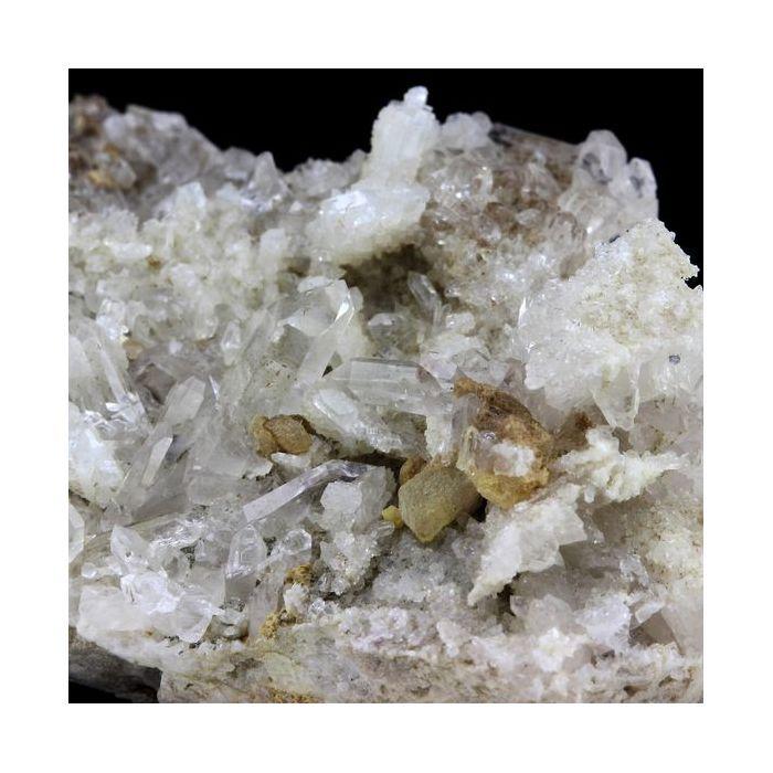 Pierres et Minéraux. Quartz + Albite + Calcite. 545.40 ct. Plan-du-Lac, Oisans, France.