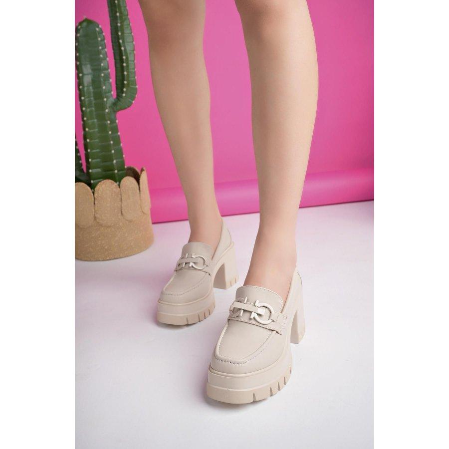 Женские лоферы на блочном каблуке с круглым носком