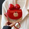 2025 Summer New Cute Apple Shoulder Bag High Value Fashionable Mini Messenger Bag Simple Fashion Shoulder Bag
