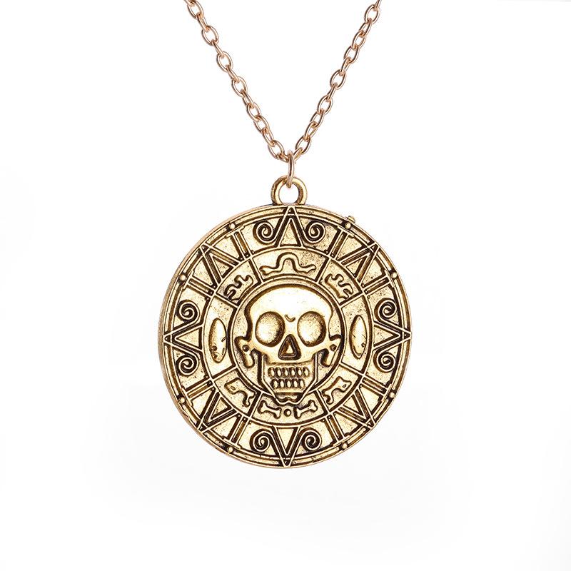Accessories Pirates of the Caribbean Men's Skull Pendant Necklace