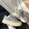 Модные летние женские блестящие низкие кроссовки, новые туфли на шнуровке и платформе для увеличения роста, для женщин, повседневная женская обувь для ходьбы