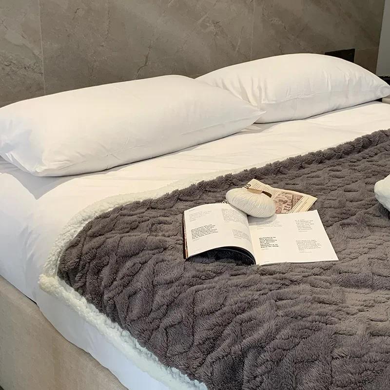 Утолщенная офисная шаль, кондиционер, маленькое одеяло, коралловый бархат, фланель, овечья шерсть, чехол для дивана, бархатное одеяло Tafu