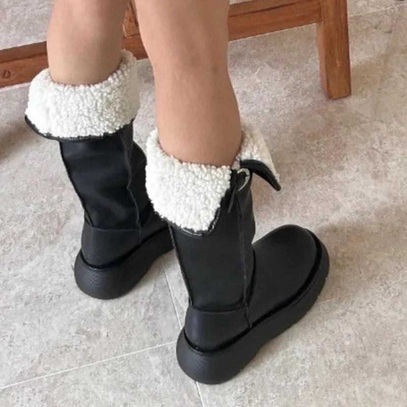 Зимние женские сапоги на платформе, высокие меховые туфли на среднем каблуке, короткие плюшевые мотоциклетные сапоги 2025 года, трендовые зимние ботинки на толстой подошве для женщин