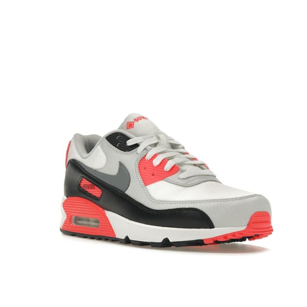Nike Air Max 90 GORE-TEX Infrared Men Sneakers Summit-White Cool-Grey Bright-Crimson FD5810-101