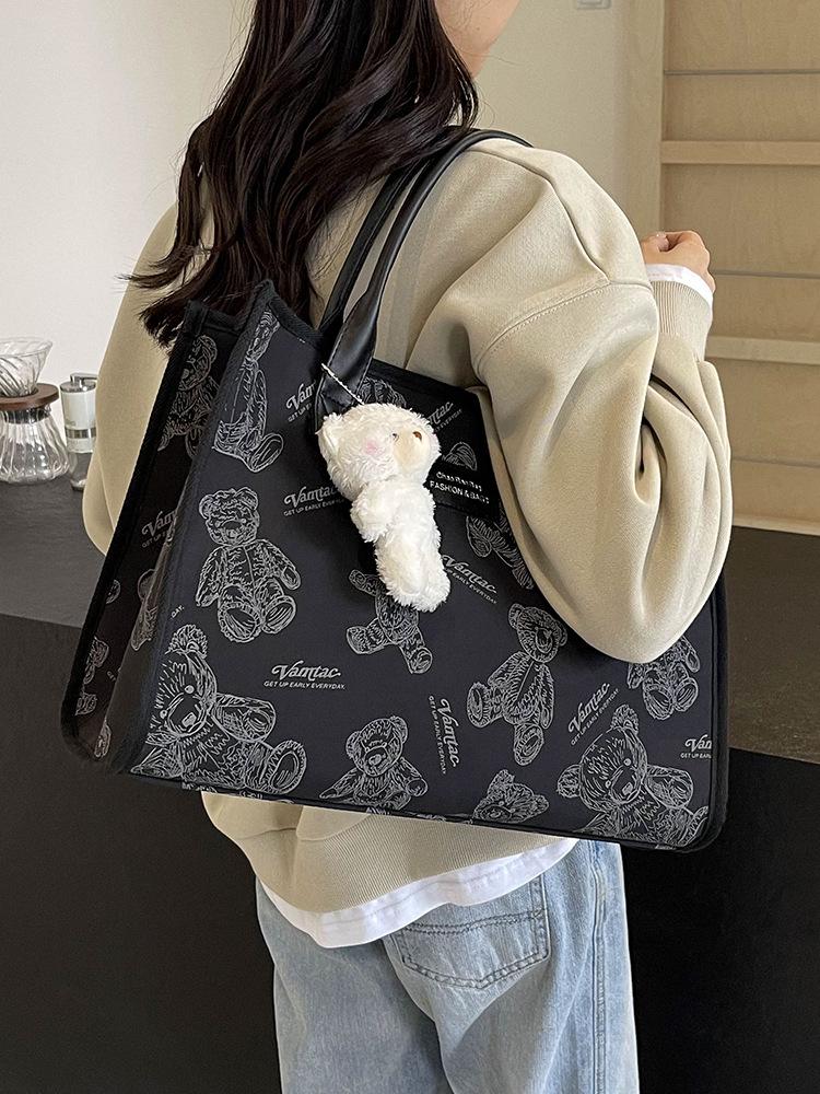 Женская сумка-тоут большой вместимости 2025 года: Новая повседневная сумка через плечо для работы и учебы