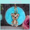 Креативный брелок для ключей автомобиля с тигром из страз, плюшевый аксессуар, красивое металлическое кольцо для ключей, подарок