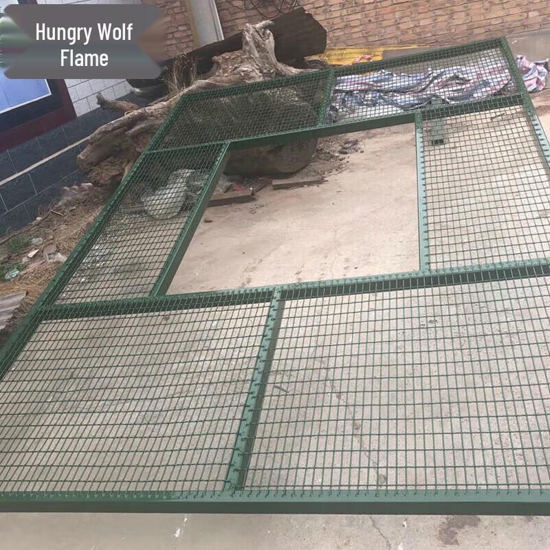 Hungry Wolf Flame Movable Iron Window Target