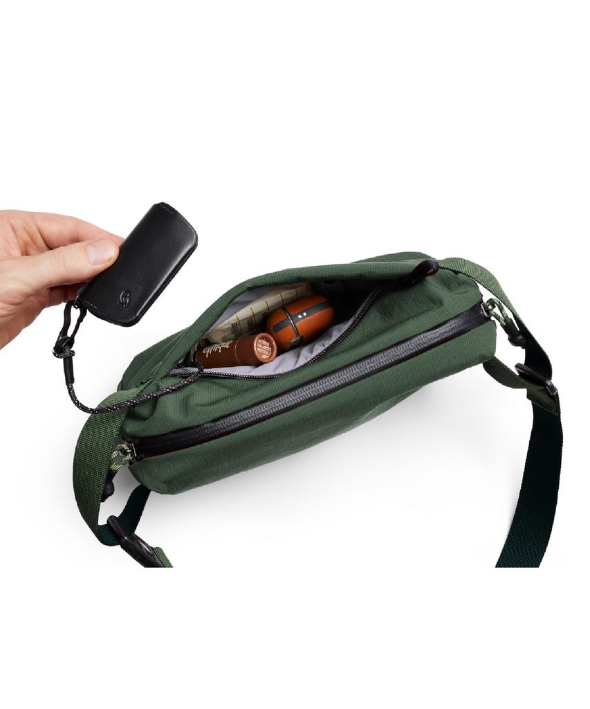 Мини-сумка Bellroy Light Sling (Blma-Spc-234) - Ель
