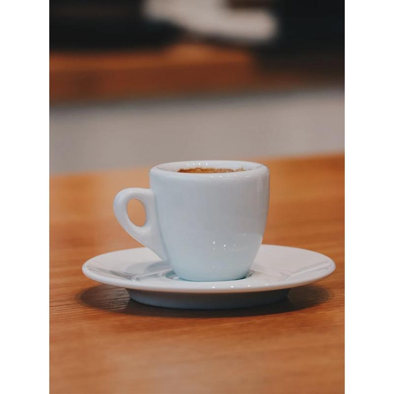 Набор фарфоровых чашек для эспрессо 50 мл Кружки для кофе капучино Чашка для эспрессо с блюдцем Изящные кофейные аксессуары
