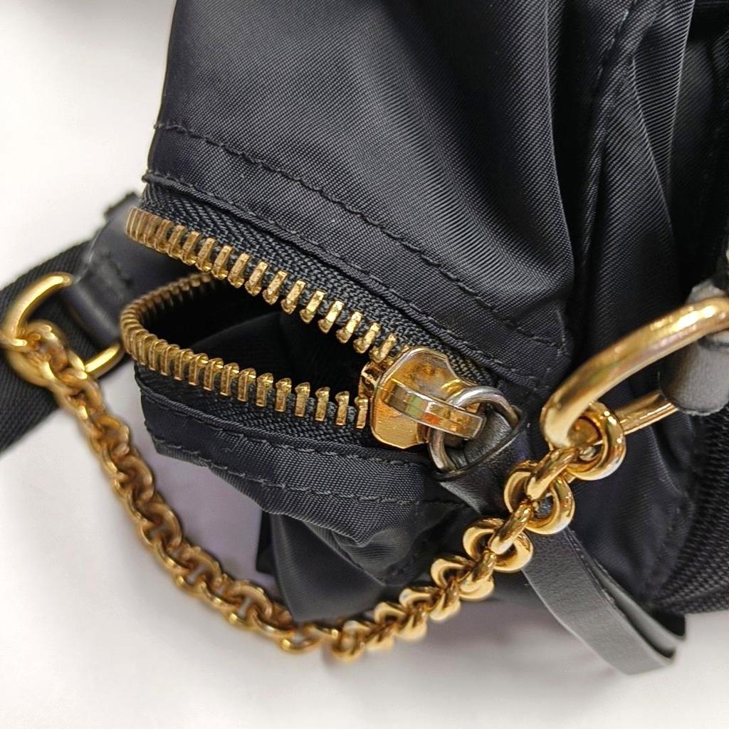 [Pre-Owned] The Rucksack Drawstring Flap Nylon Acrylic Fiber Backpack Medium - Good #F9BFMX