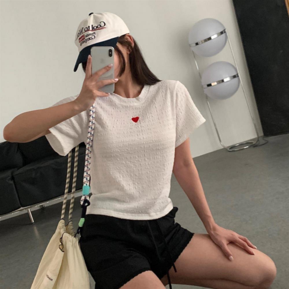 New Arrivals Open Run Women HearT PaTTern ShorT Sleeve Round T shirT Semi Crop